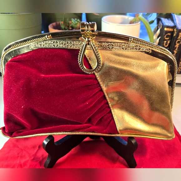 Jainsons Bag - Gold Metallic and Red Velvet Clutch - Picture 1 of 6